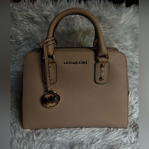 Micheal Kors Ballet Pink Purse